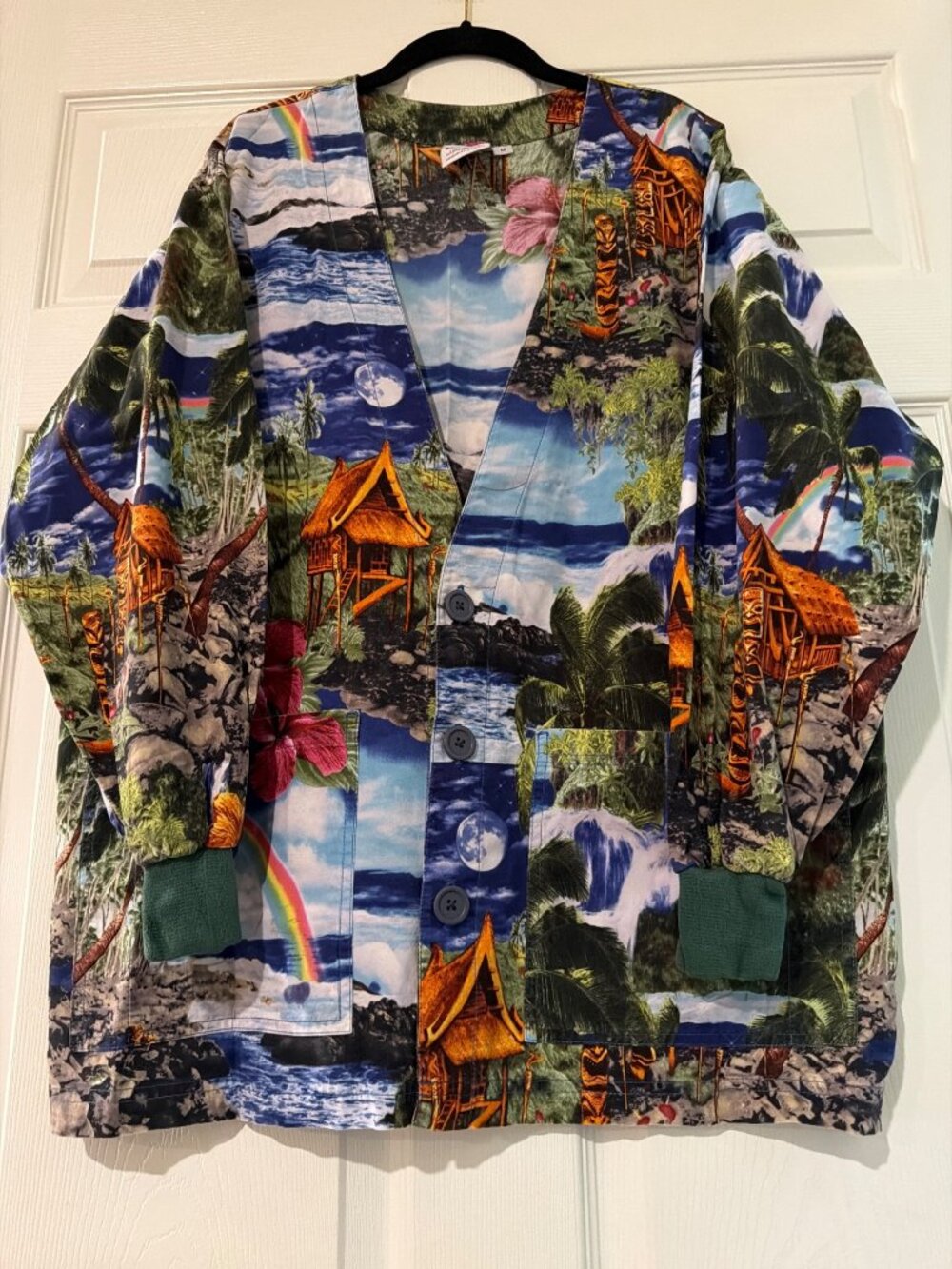 S.C.R.U.B.S. Hawaiian Print Scrub Jacket With Vibrant Tropical Scene 100% Cotton